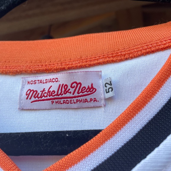 Willie Mays Jersey - Picture 3 of 5